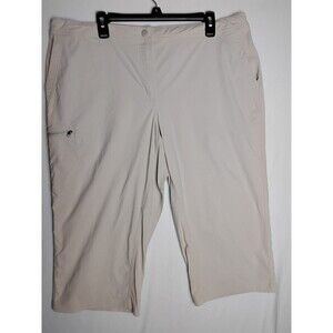 LL Bean Pants Womens 20 Khaki Petite Cargo Adjustable  Outdoors Stretch Hiking